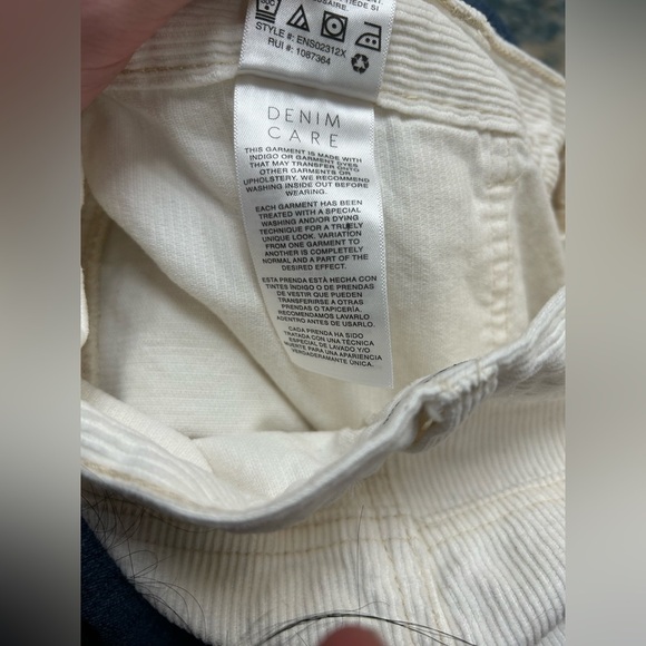 Kensie The Skirt White Corduroy Button Down Skirt Womens size 8/29 NWOT​ - Picture 6 of 6